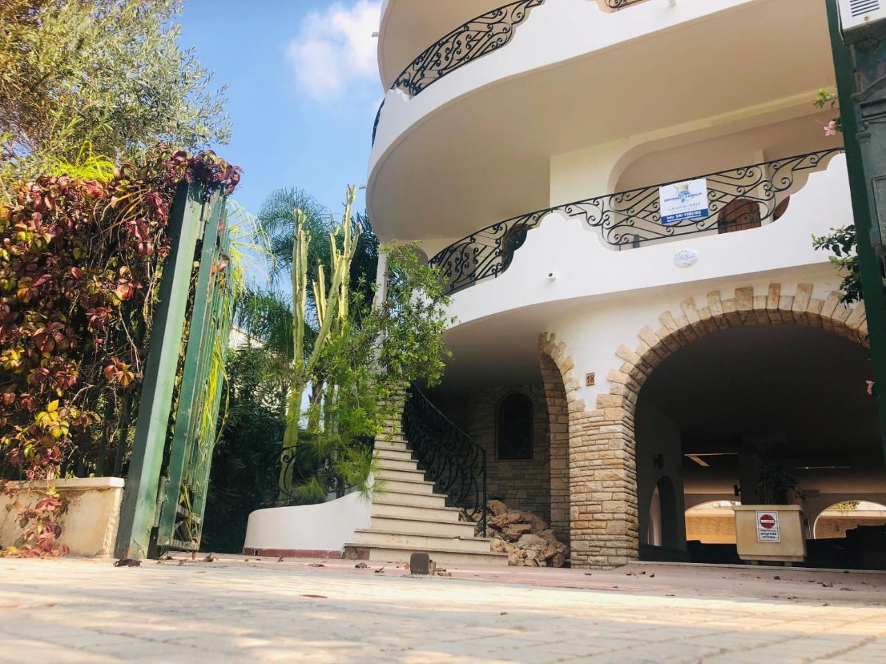 Villa Gaudi Sant Isidoro  Exterior photo